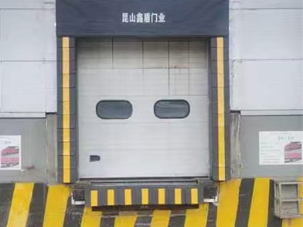 海綿門封